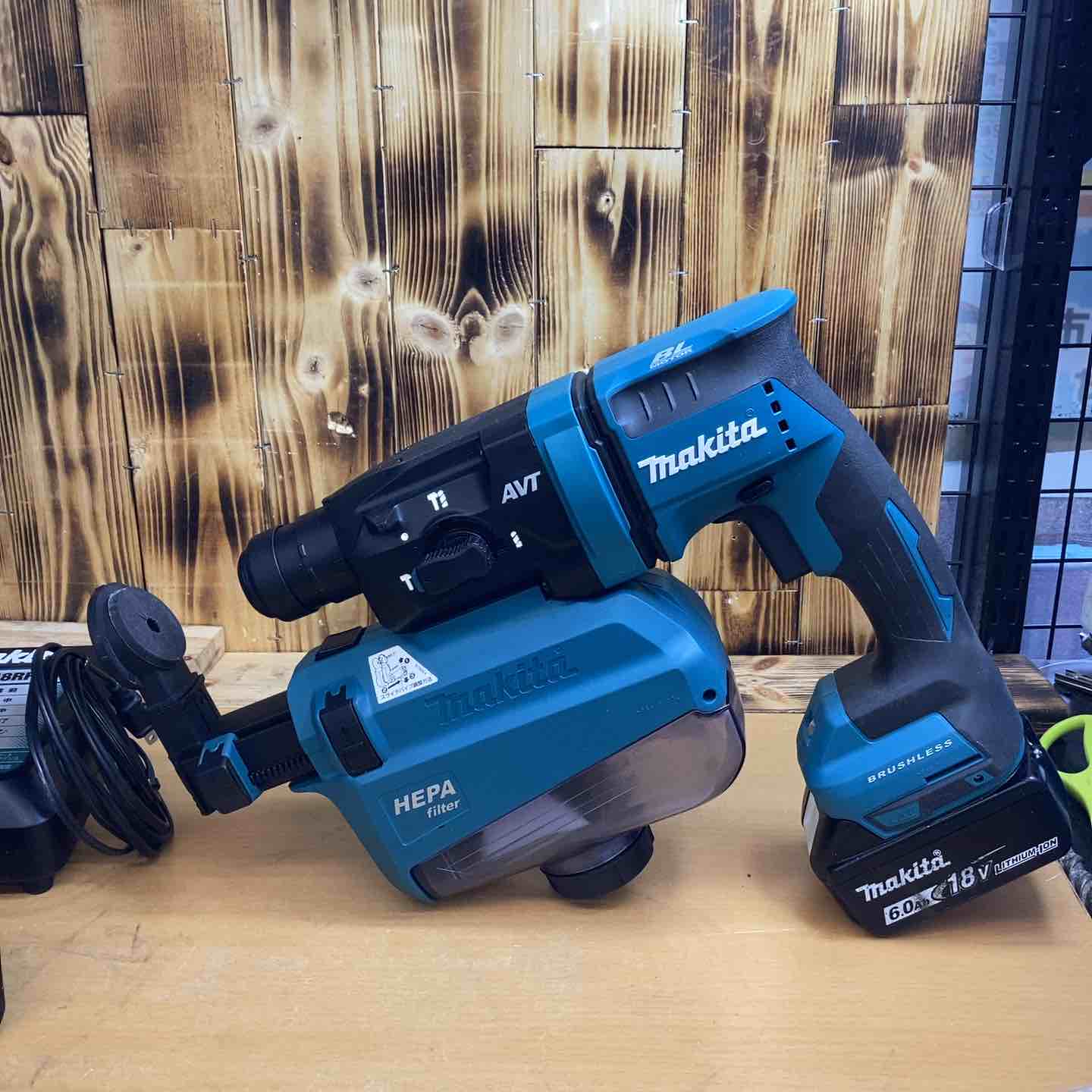 ☆マキタ(makita) コードレスハンマドリル HR182DRGXV バッテリー2個