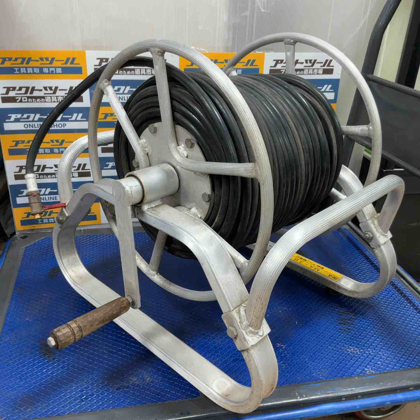 昭和ブリッジ 50m アルミホースリール 昭和アルミ製ホース巻取機