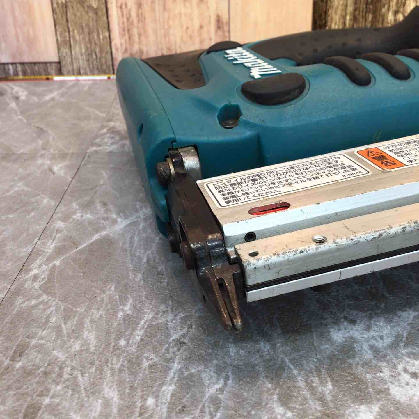 ◇マキタ(makita) コードレスピンタッカ PT351DZK【八潮店】 – アクト