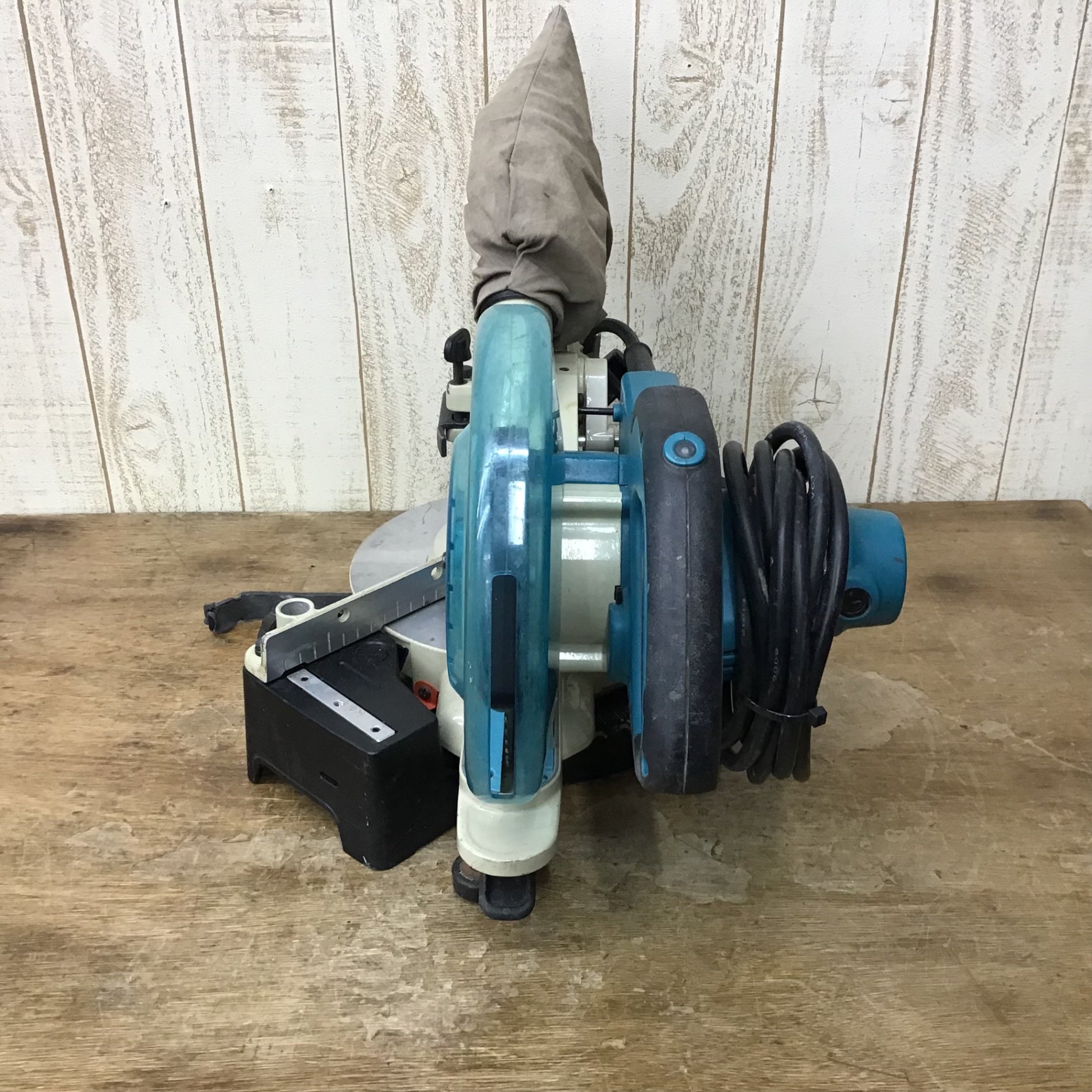 ☆マキタ(makita) スライドマルノコ 165mm LS0611【柏店】 – アクト