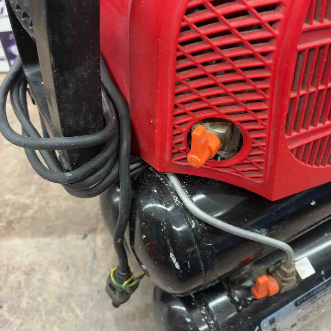 【中古品】マックス(MAX) エアコンプレッサー AK-HL1270E(27L)_レッド【所沢店】