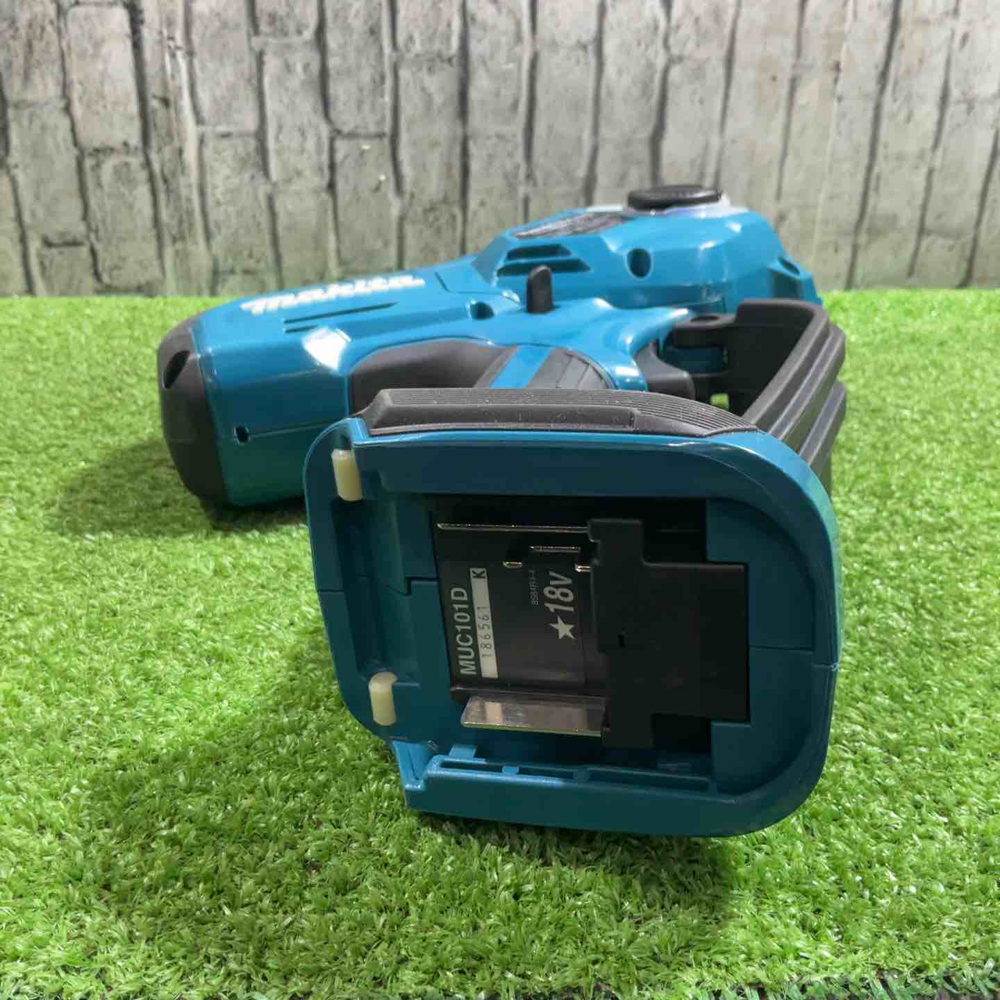 ☆マキタ(makita) コードレスハンディソー MUC101DZ【川口店