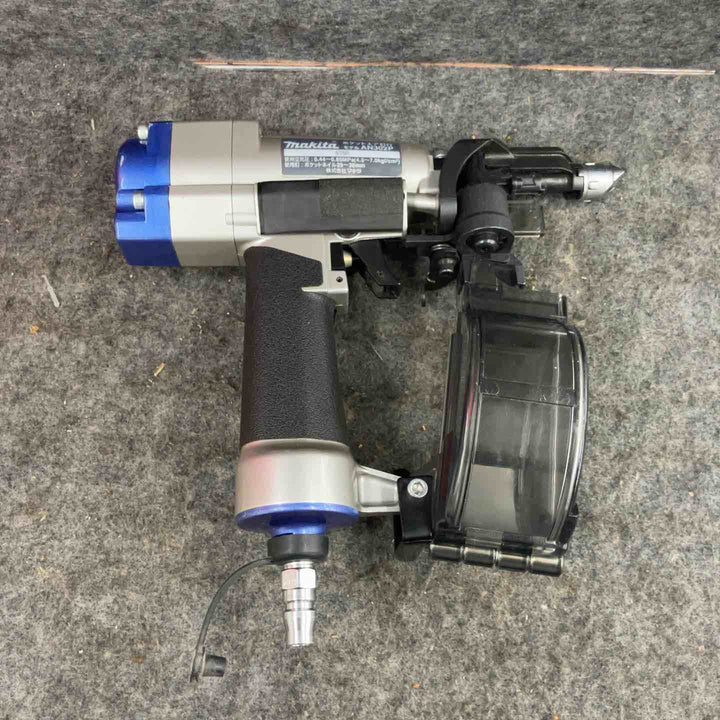☆マキタ(makita) 常圧釘打ち機 AN302P【鴻巣店】