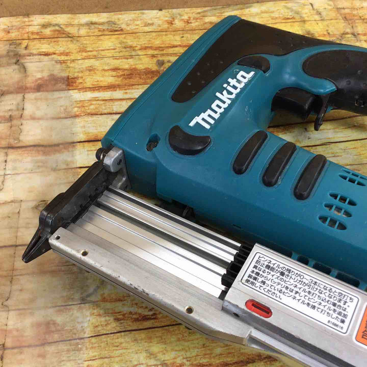 ☆マキタ(makita) コードレスピンタッカ PT351DZ【川崎店】