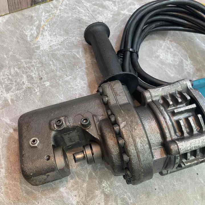 マキタ:電動パンチャ PP150【八潮店】