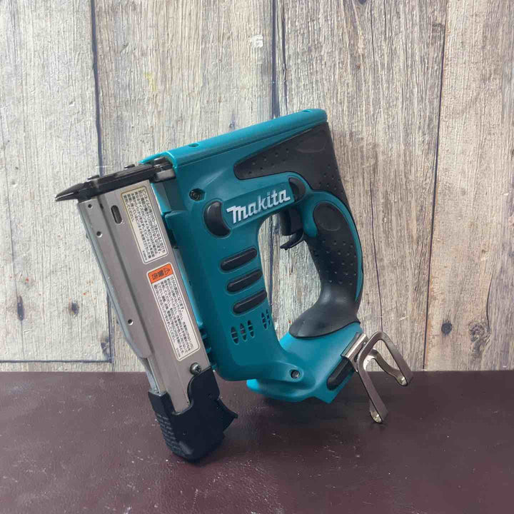 【中古品】 マキタ(makita) 充電式ピンタッカ  14.4V 35mm PT350DRF 【東大和店】