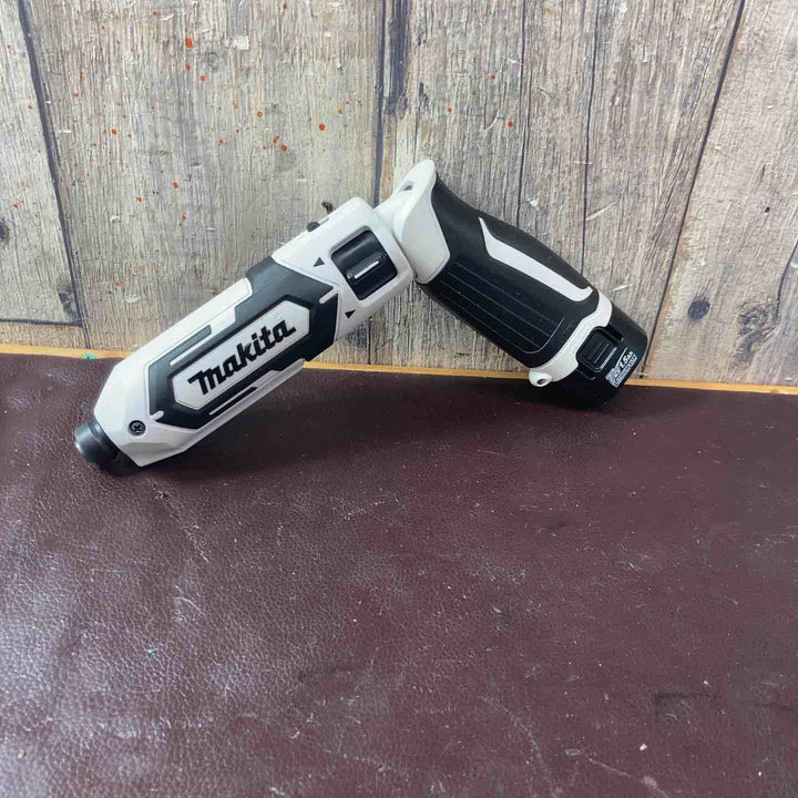 【中古品】★マキタ(makita) コードレスペンインパクトドライバー TD022DSHXW【東大和店】
