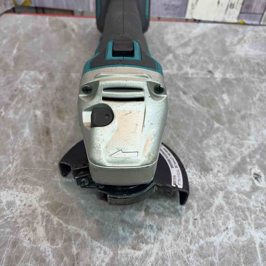 ◇マキタ(makita) 100mm コードレスディスクグラインダ GA403DZN (AG403DN)【八潮店】
