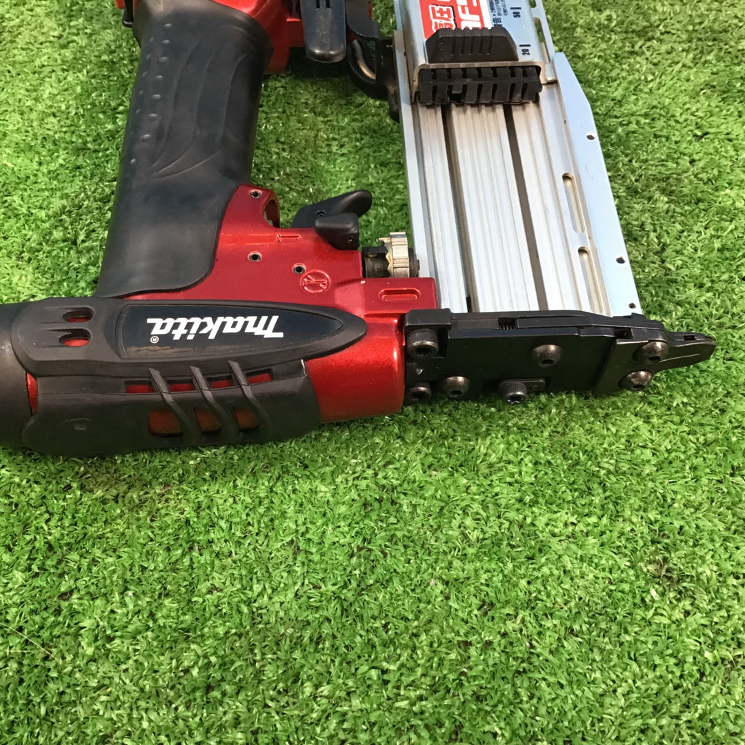 ★マキタ(makita) 高圧ピンネイラ AF501HP【桶川店】