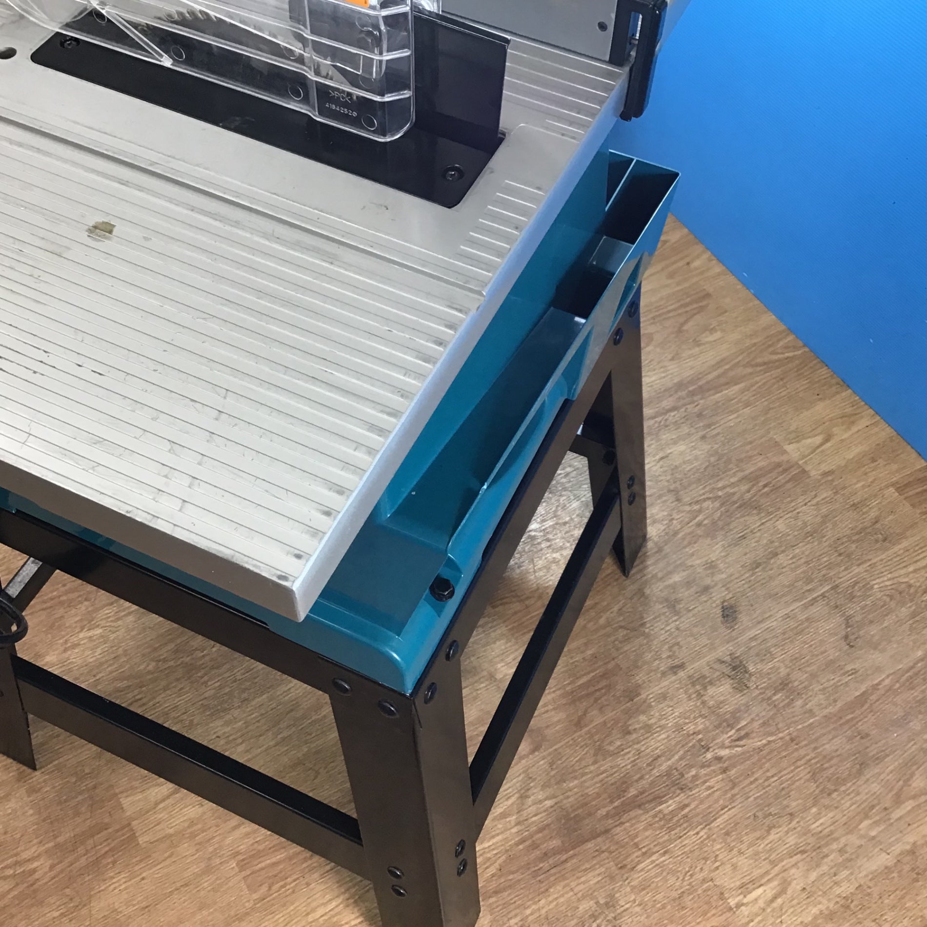 店頭受取り限定】☆マキタ(makita) マルノコ盤 2703【岩槻店