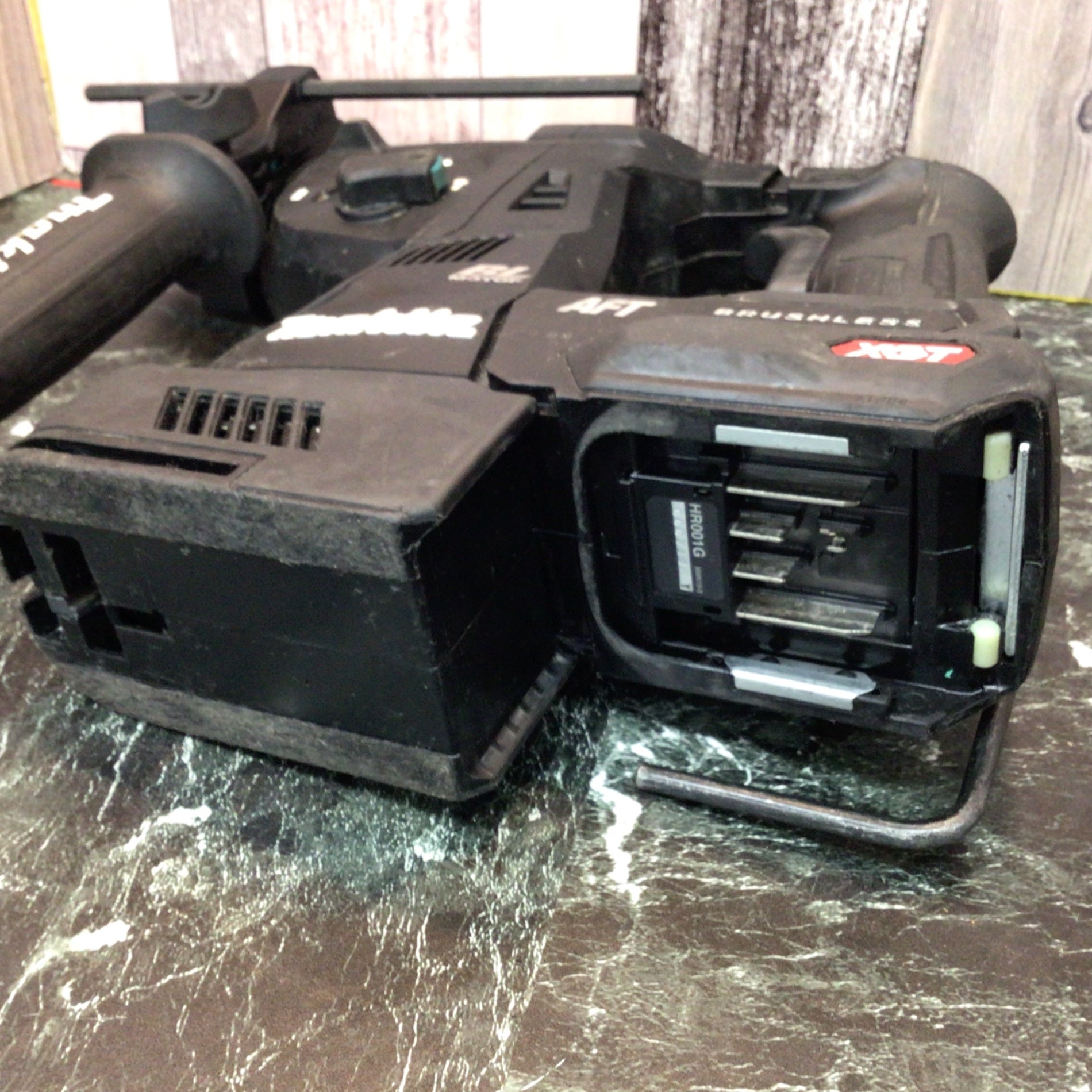☆マキタ(makita) コードレスハンマドリル HR001GZKB【八潮店