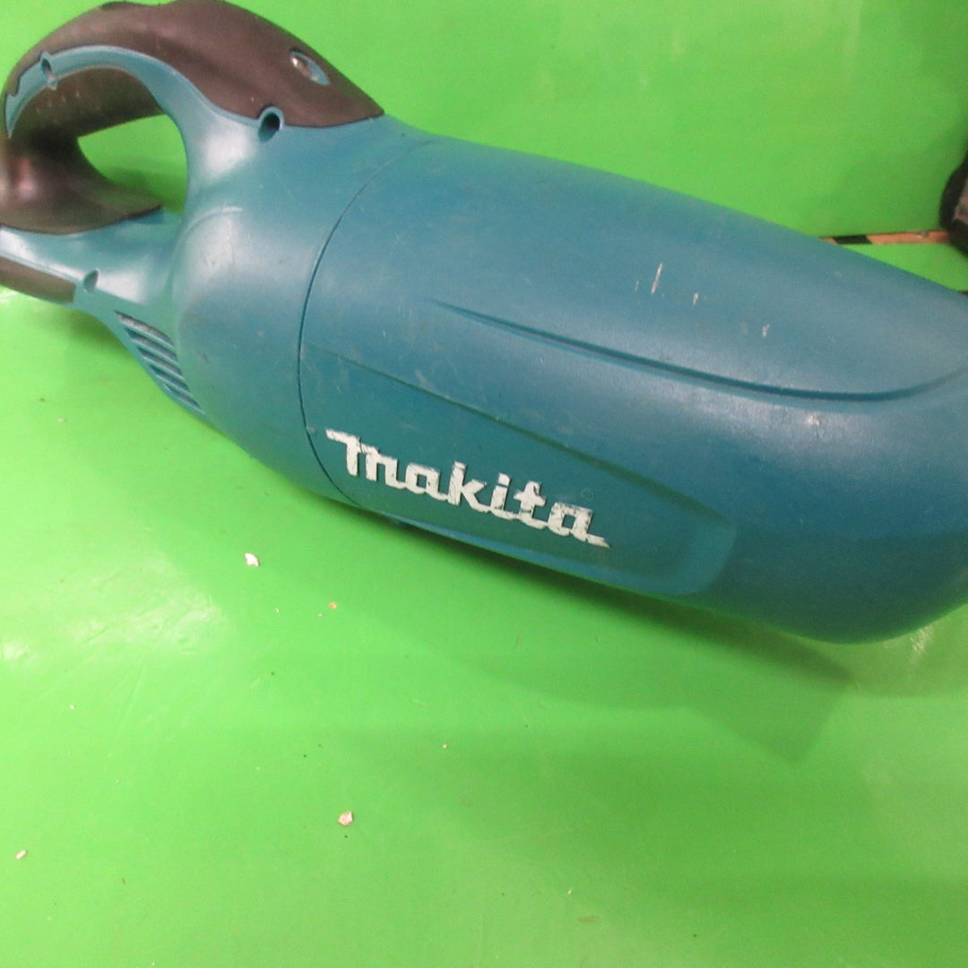 ☆マキタ(makita) コードレスクリーナ CL181FDZ【町田店】