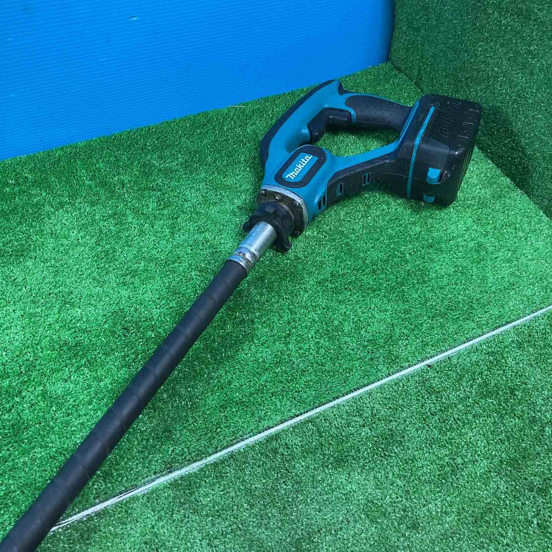 ★マキタ(makita) コードレスコンクリートバイブレータ VR350DZ 18V4.0Ahバッテリー付き【岩槻店】