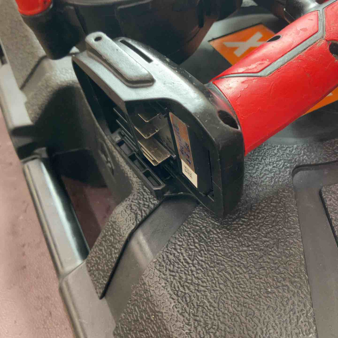 【中古品】マックス(MAX) 鉄筋結束機 リバータイア RB-440T-B2CA/1440A バッテリー4個付属【東大和店】