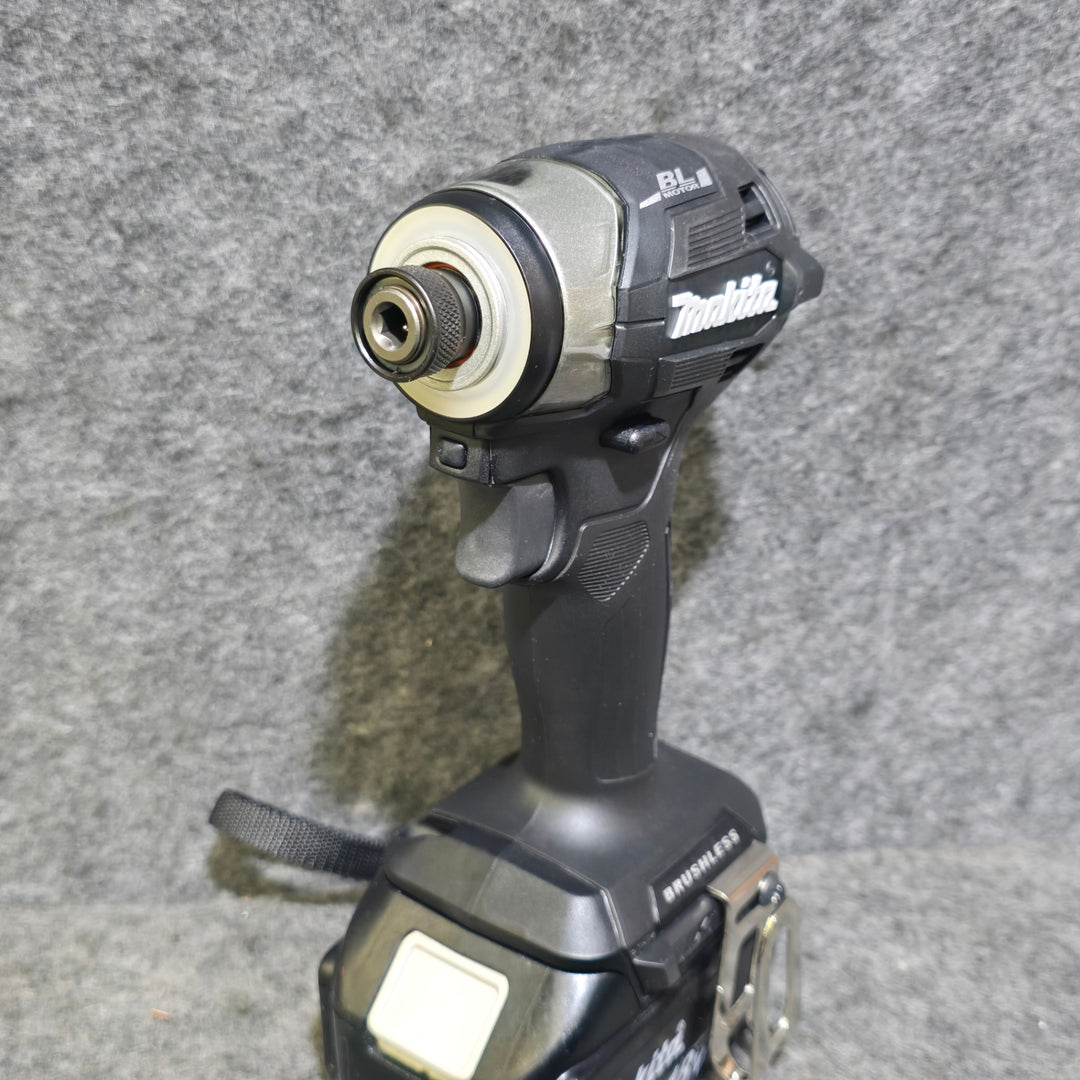【未使用 本体・充電器+中古 バッテリ×2個のフルセット品！】マキタ(makita) コードレスインパクトドライバー TD173DRGXB【桶川店】