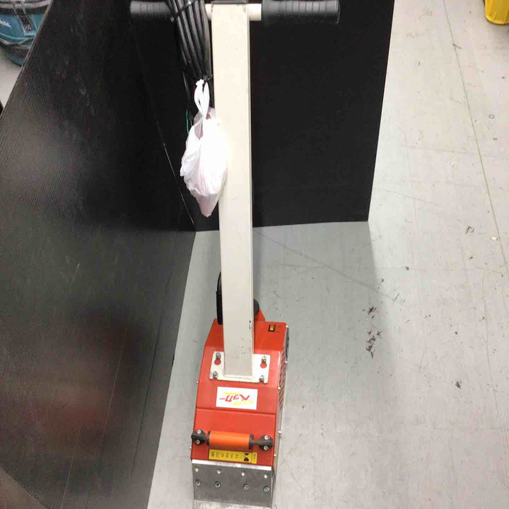 ★KLASS(旧:極東産機) 小型床材剥がし機/コンパクトペッカー MP-7【戸田店】
