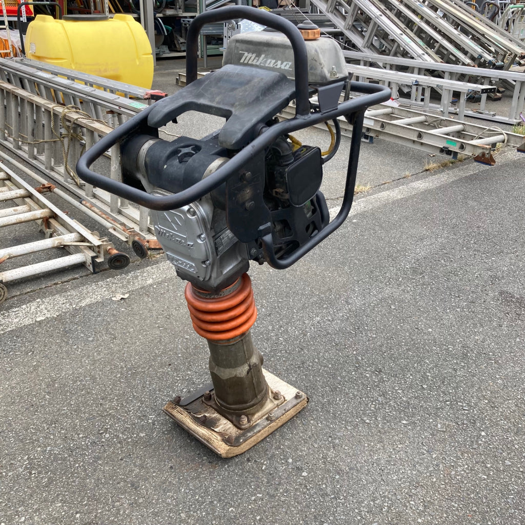 EH015s●引取限定●中古 動作品 三笠産業 エンジン コンクリートカッター MCD-216VDXS 中型 半自走式 切断機 建設機械 mikasa⁄三笠産業 エンジントロウェル ホワイトマン ハンディタイプ