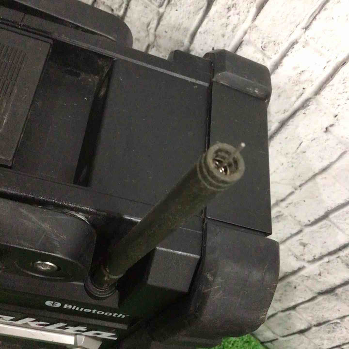 ★マキタ(makita) コードレスラジオ MR108B【川口店】