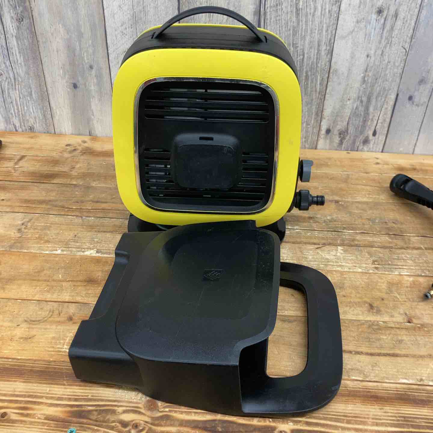 中古品】 ケルヒャー(KARCHER) 高圧洗浄機 K MINI 1.600-050.0 【東大