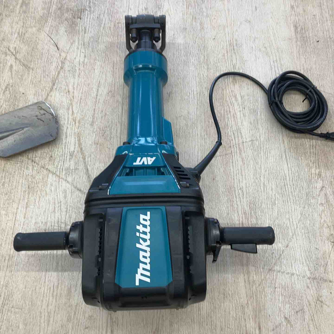 【店頭受取り限定】★マキタ(makita) 電動ハンマ HM1812 ブルポイント付き(写真参照)【川越店】