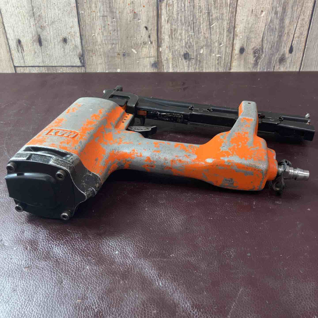 【中古品】 マックス(MAX) 常圧エアタッカ TA-52/432MA 【東大和店】