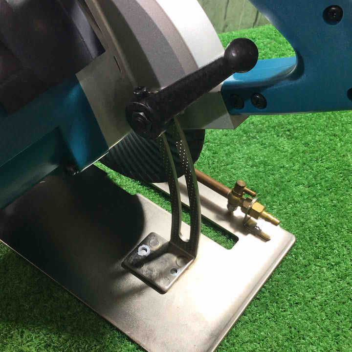 ◇マキタ(makita) 180mm カッタ 給水装置仕様 4107R【川口店】
