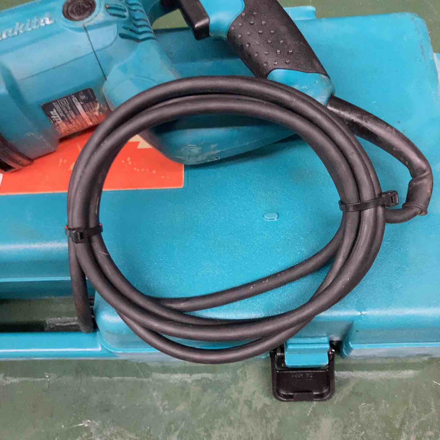 makita マキタ JR3050CT レシプロソー　100Ｖ【野田愛宕店】【店頭取引限定】【中古】管理番号：ITOI51PLVMKO マキタ makita レシプロソー セーバーソー JR3050T－中古機械工具