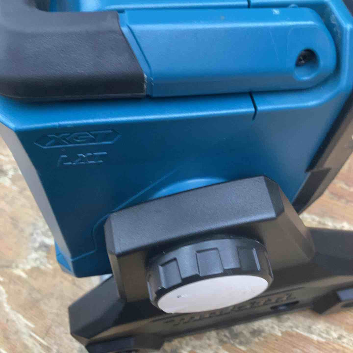 ◇マキタ(makita) コードレススタンドライト 40Vmax ML003G 青【柏店】