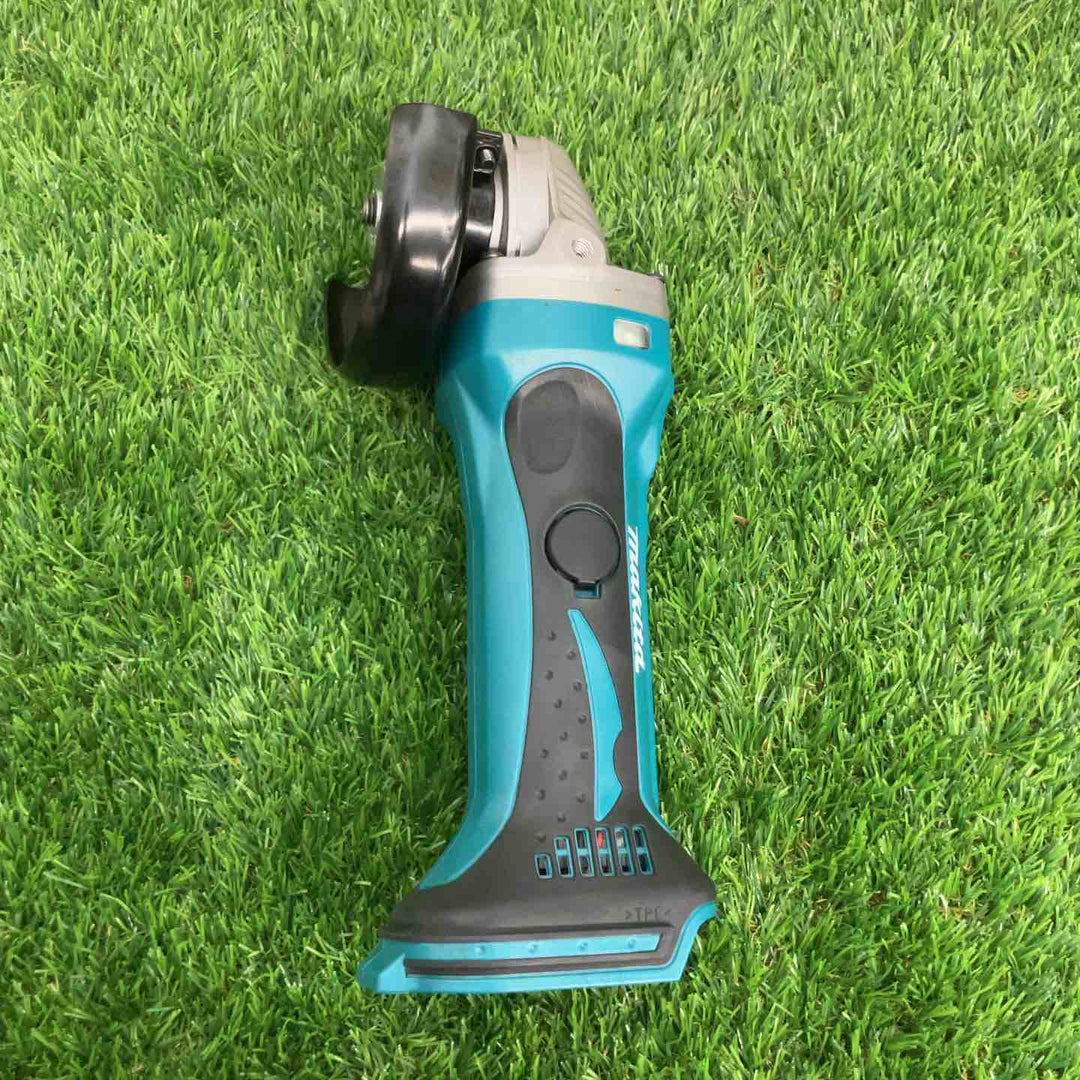 ☆マキタ(makita)14.4V3.0Ah 100mmコードレスディスクグラインダー GA400DZ 本体のみ【戸田店】
