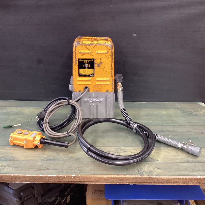 【中古品/店頭受取り限定】泉精器(IZUMI) 油圧式パイプベンダー PB-15N 電動リモコン式油圧ポンプ R14E-F シュー11個付【東大和店】