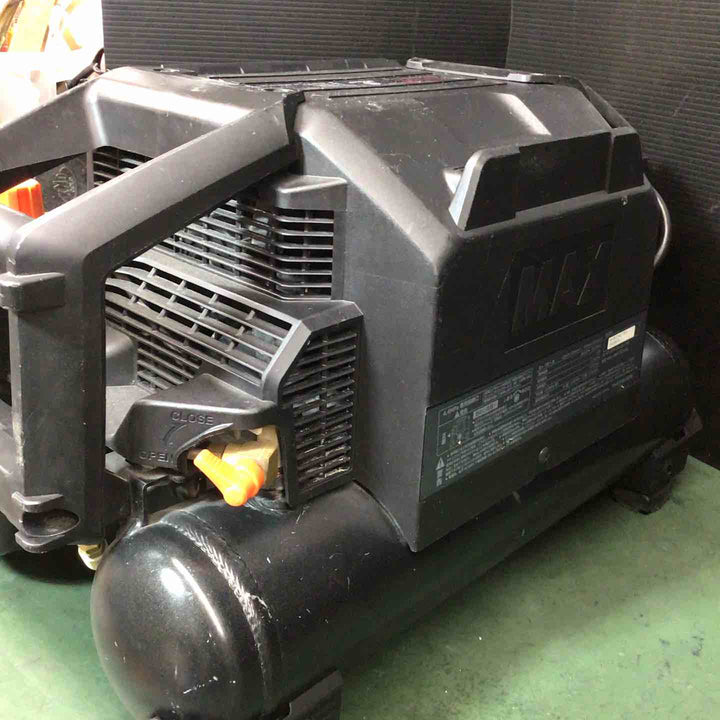 ★マックス(MAX) エアコンプレッサー AK-HH1310E_ブラック【戸田店】