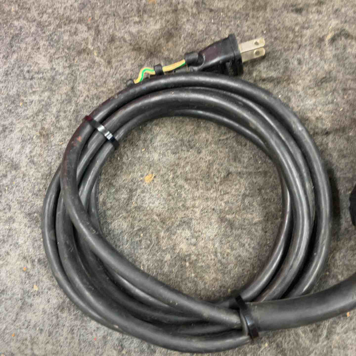 ☆マキタ(makita) 100mmディスクグラインダ 9533L【鴻巣店】