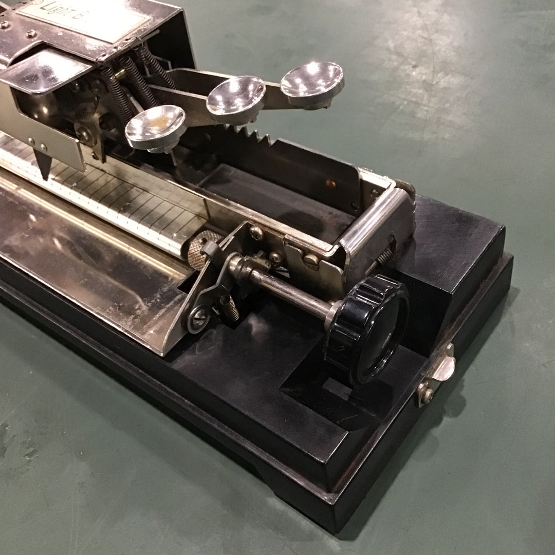弘誓社 Light Brailler ライトブレーラー 点字タイプライター 普通型 カニタイプ 【川口店】