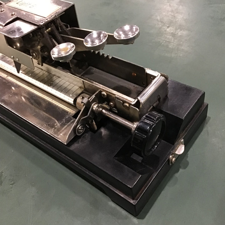 弘誓社 Light Brailler ライトブレーラー 点字タイプライター 普通型 カニタイプ 【川口店】