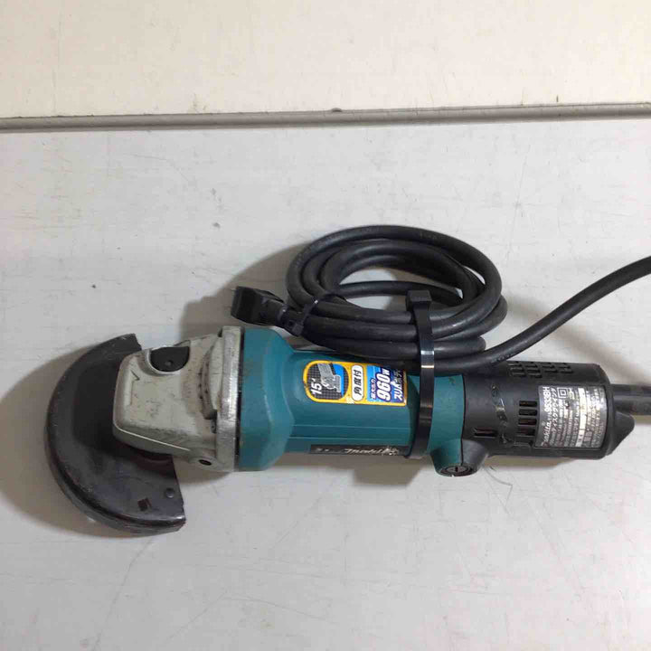 ◇マキタ(makita) 100mmディスクグラインダ ボディ角度15°  9533BH【戸田店】