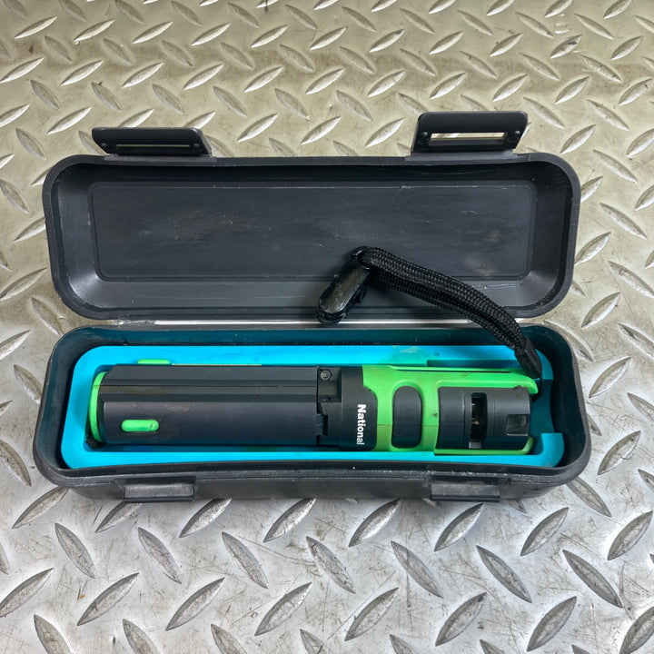 パナソニック(Panasonic) レーザー墨出し器 墨出し名人 縦・地墨 BTL1000G【川崎店】