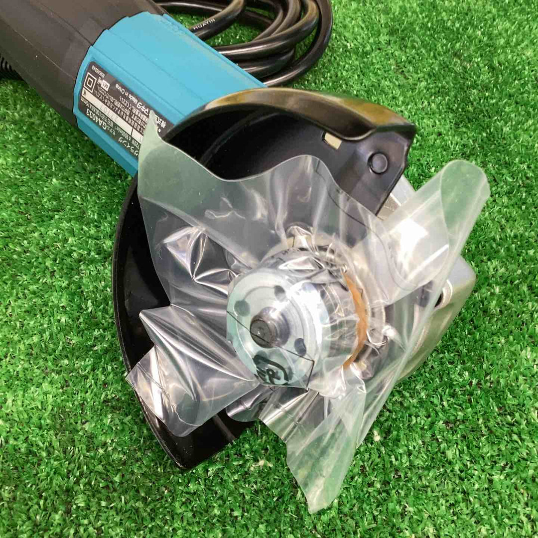 ☆マキタ(makita) 100mmディスクグラインダ GA4033【越谷店】