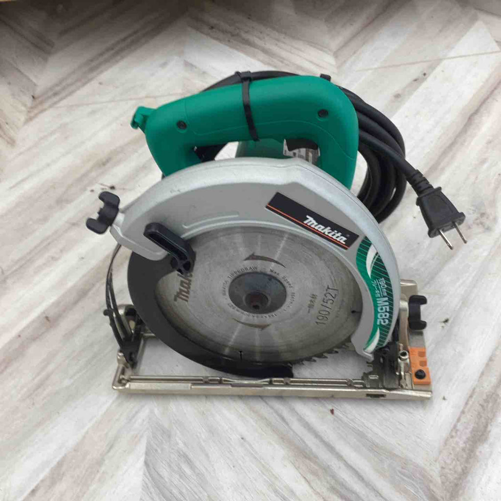 Makita - 未使用品　マキタ makita　丸ノコ　M582 マキタ丸ノコM582 190mm - メルカリ