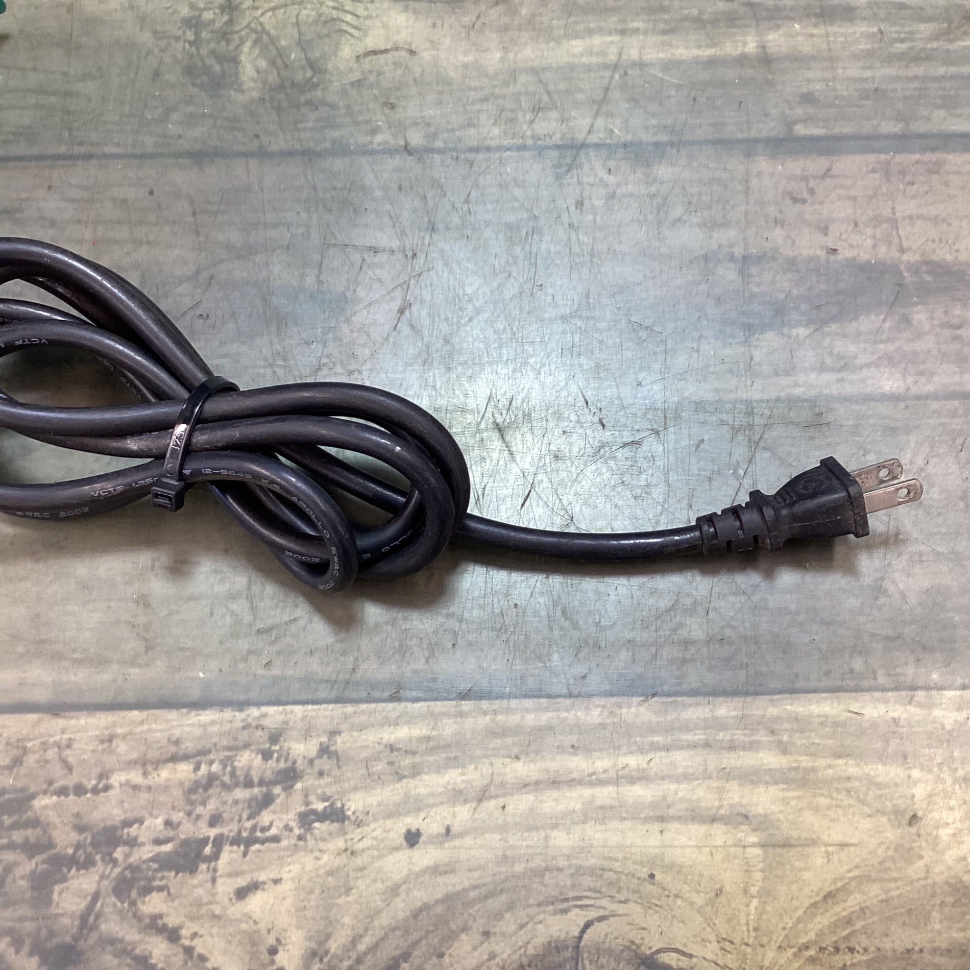 ナカトミ DIY用低電圧アーク溶接機 NAW-40 【東大和店】 – アクト