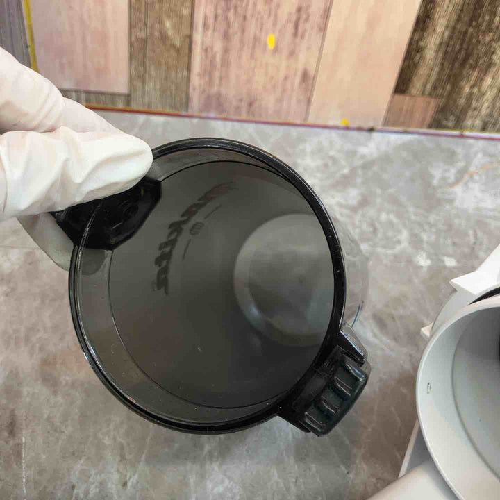 ★マキタ(makita) コードレスクリーナー CL286FDZW【八潮店】