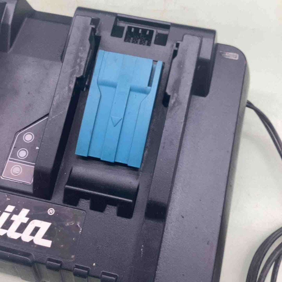 ★マキタ(makita) 2口急速充電器 DC18RD【越谷店】