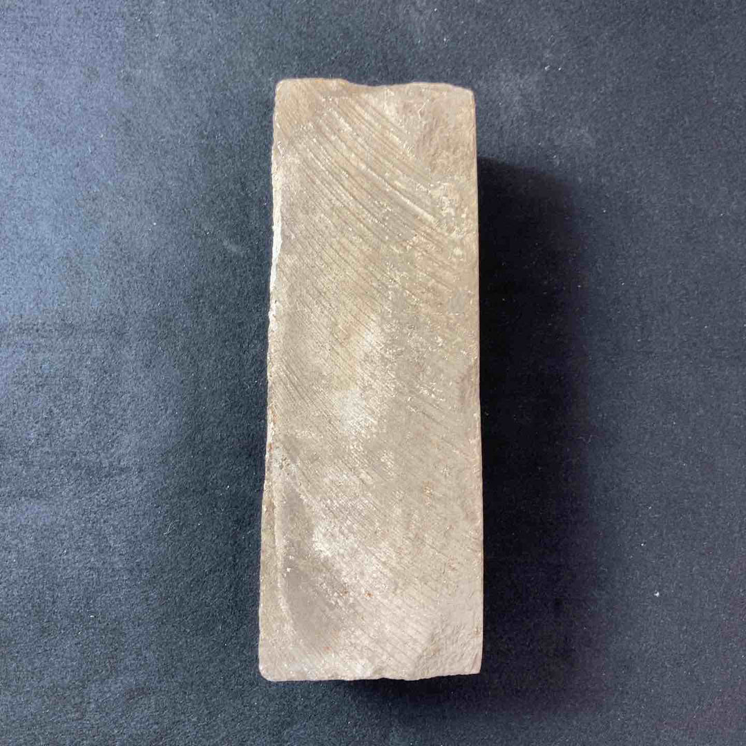 【中古品】天然砥石 産地不明 1.94Kg 沼田？ 総本山？【東大和店】