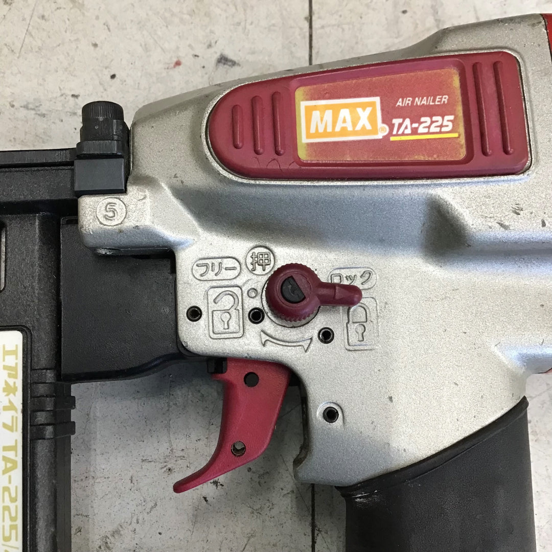 【中古品】マックス/MAX 常圧エアネイラ TA-225/425J 【鴻巣店】