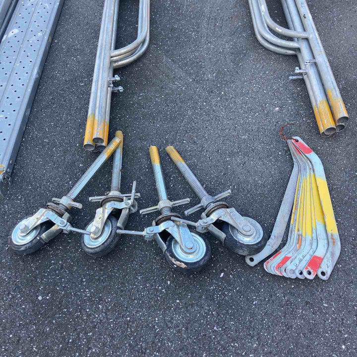 【店頭受取り限定】ビティ足場 キャスター付き 3段移動式高所作業台 枠組足場 ビテ足場【桶川店】