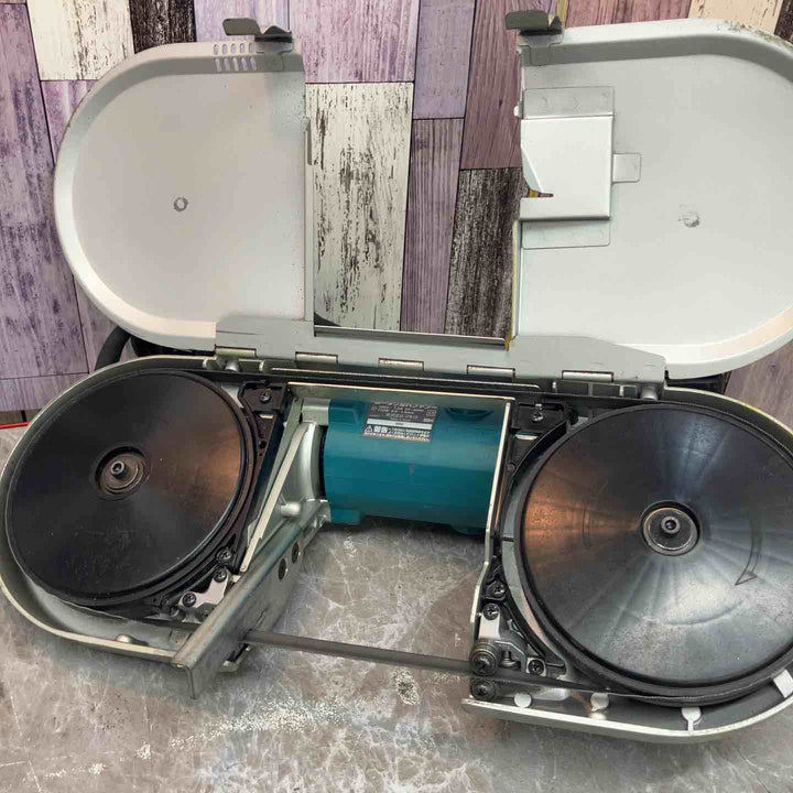 ★マキタ(makita) ポータブルバンドソー 2107F【八潮店】
