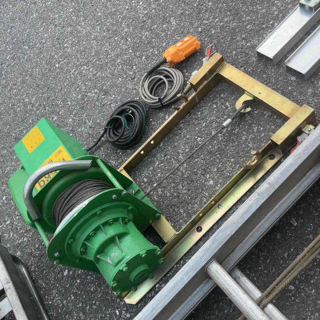 【店頭受取り限定】◇トーヨーコーケン(TKK)　2連スライド梯子瓦揚機 ニュージャンプ　荷揚げ機　NJP-MD7W2【川口店】