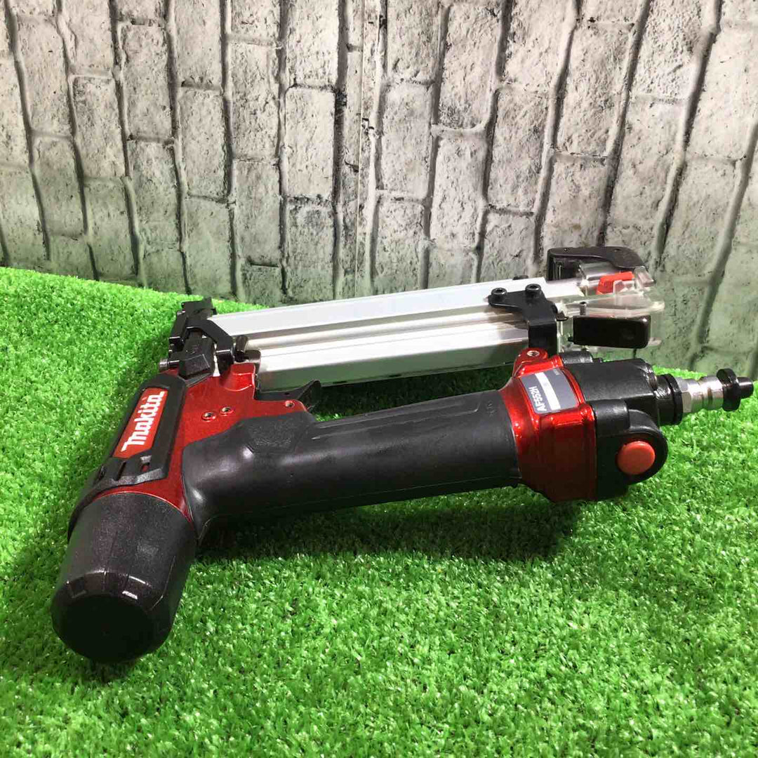 ★マキタ(makita) 高圧フィニッシュネイラ AF552H【川口店】