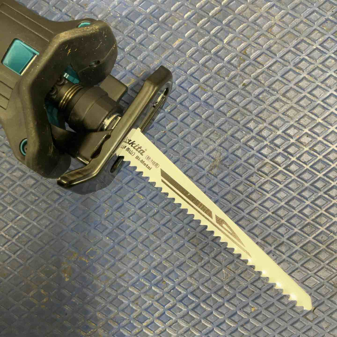 ★マキタ(makita) コードレスレシプロソー JR184DZT【草加店】