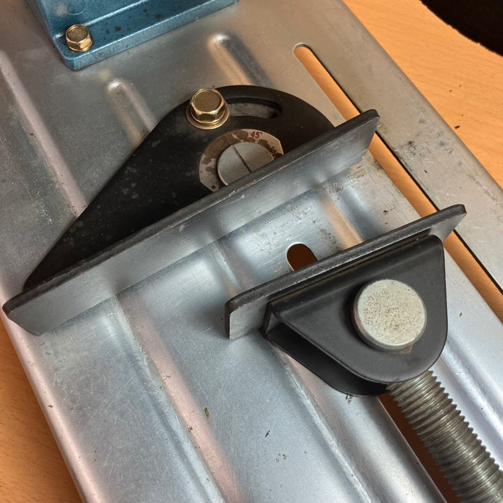 ◇新ダイワ(Shindaiwa) 205mm高速切断機 L60C ライトカッター【越谷店】