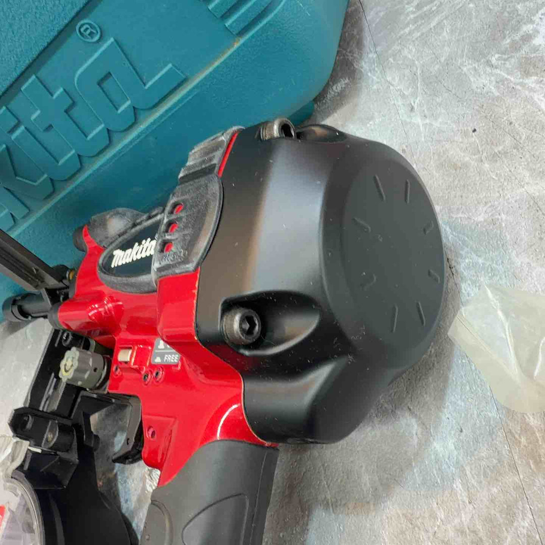 ★マキタ(makita) 高圧エア釘打ち機 AN250HC【八潮店】